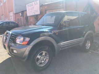 Mitsubishi Montero 2002