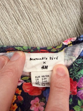 Vestido H&M floral 2-4 años
