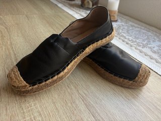 Mocasines negros de piel