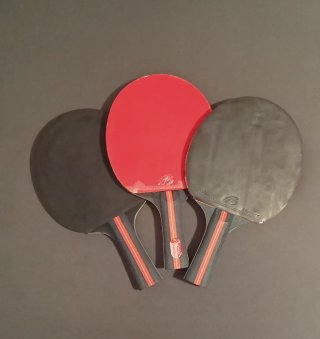 Table Tennis Kit: 3 Paddles, 1 Net & 8 Balls