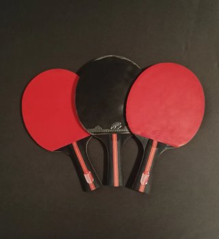 Table Tennis Kit: 3 Paddles, 1 Net & 8 Balls