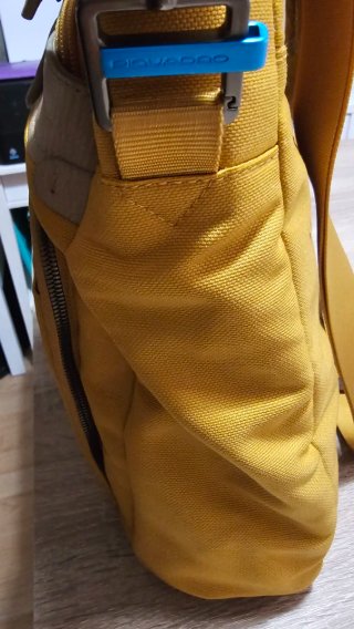 Bolso Piquadro Amarillo y Gris