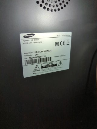 Televisor Samsung 40 Negro y Plata