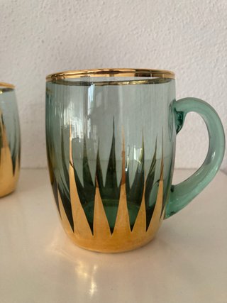 Jarra y vasos de cristal soplado dorado