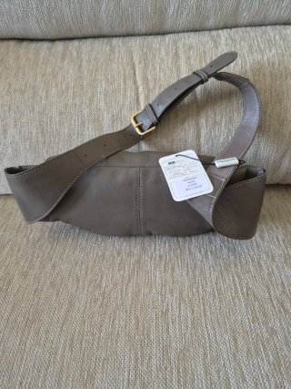 Riñonera Piel Guy Laroche Gris