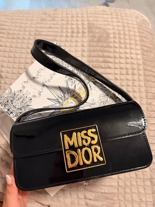 Bolso Miss Dior Charol Negro Dorado