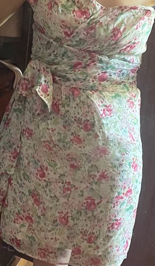Vestido Tintoretto floral talla 36