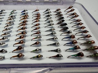 Caja de ninfas de pesca 108 unidades