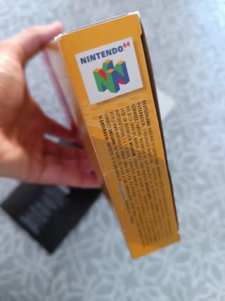 Caja y manual del Expansion Pak. Nintendo 64