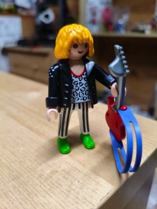 Playmobil 4512 Rockero con Guitarra