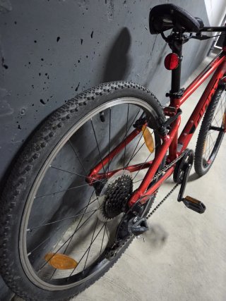Bicicleta Giant ARX24 Roja