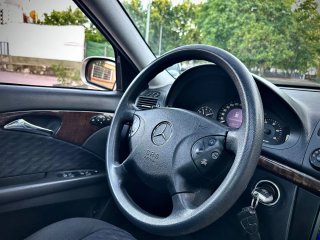 Mercedes-Benz Clase E 2003