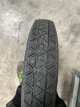 Rueda repuesto galleta BMW