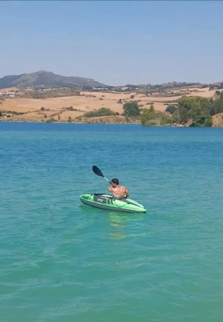 Kayak inflable Challenger con remo y bomba