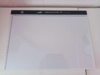 Mesa de Luz LED A3 Alex Bog Nueva