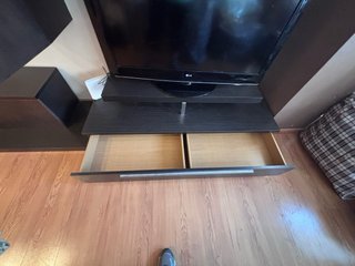 Mueble TV, mesa centro y sofá