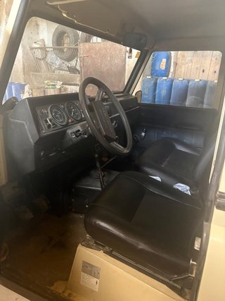 LAND ROVER SANTANA