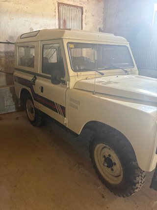 LAND ROVER SANTANA