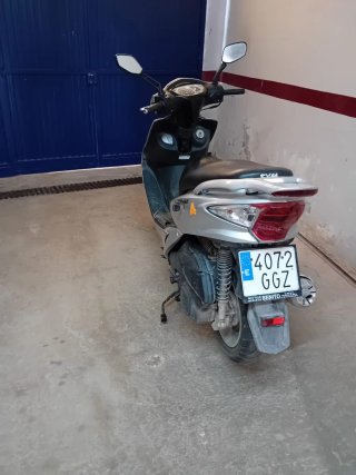 Scooter Sym Vs 125