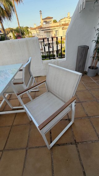 Mesa Terraza Cristal y 4 Sillas Metal