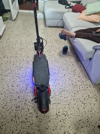 Patinete eléctrico grande