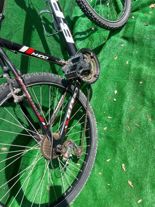 Bicicleta B-Pro Negra y Roja