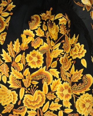Conjunto de huertana negro y amarillo