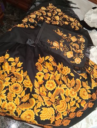 Conjunto de huertana negro y amarillo