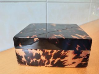 Scatola tartarugata - caja carey