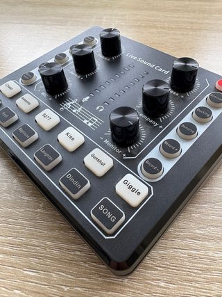 Mesa de mezclas Live Sound Card
