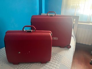 Juego de maletas Samsonite rojo