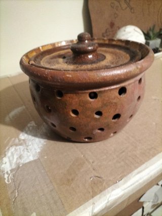 Olla de barro antigua