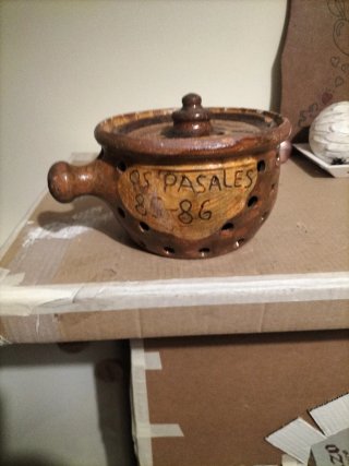 Olla de barro antigua