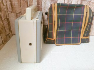 Radio antigua transistores vintage época baquelita