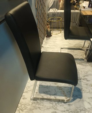 2 Silla comedor semipiel y metal negro/plata