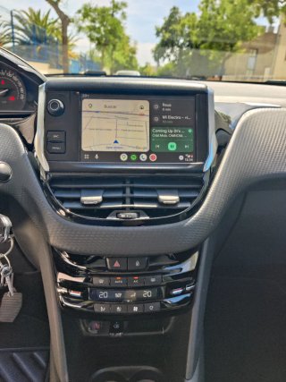 Peugeot 208 2017