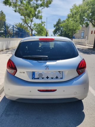 Peugeot 208 2017