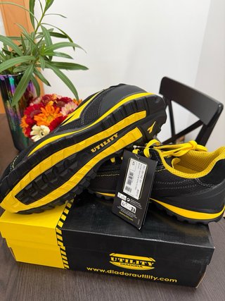 Zapatos seguridad Diadora talla 45 nuevos