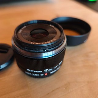 OM SYSTEM 17mm 1:1.8 II MSC