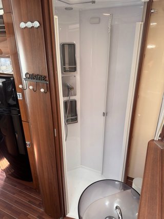 Autocaravana Mclouis Nevis 880G Edición Luxe