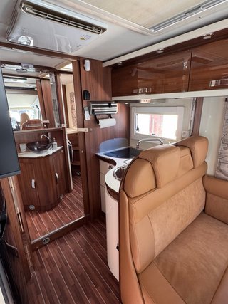 Autocaravana Mclouis Nevis 880G Edición Luxe