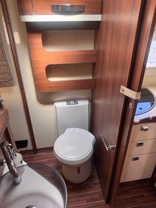 Autocaravana Mclouis Nevis 880G Edición Luxe