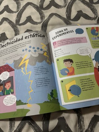Libro infantil de ciencia con actividades