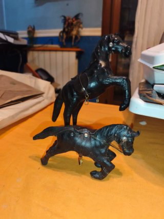 2caballos cuero