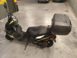 Daelim S-Five Ciclomotor Negro 22000km