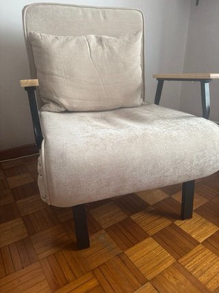 Cadeirão-cama / Sofá-cama bege (como novo)
