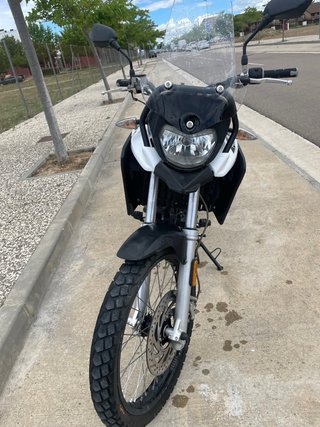 UM 125 DSR Adventure Moto Trail