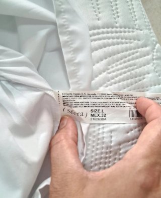 Vestido blanco bordado T-40 sfera.  Nuevo con etiq