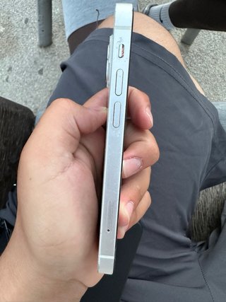 iPhone 13 mini  Caja Blanca Salud Batería 76%