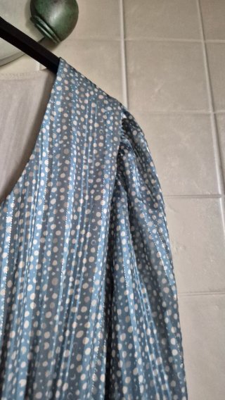 Abito fantasia pois blu e bianco